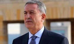 Bakan Hulusi Akar, Fransız mevkidaşı ile görüştü   