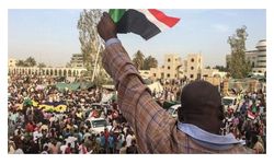 Sudan'da askeri yönetim "hükumet halka geçecek"