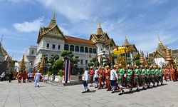 Tayland'da yarım milyarlık taç giyme töreni