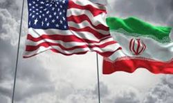 İran Yargı Erki Başkanı İbrahim Reisi,“Terörist Trump’ın yakasını bırakmayacağız”.