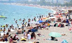 Antalya'ya en sonunda yaz geldi! Termometreler 43 dereceyi gösterdi