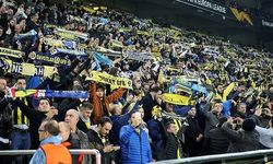 Fenerbahçe tribünleri: Mecliste Hizbullah istemiyoruz