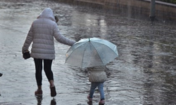 Meteoroloji'den sağanak ve dolu uyarısı! Dışarı çıkarken dikkat!