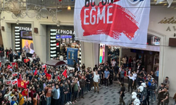 Taksim'de geziyi anmak isteyenlere polis müdahalesi