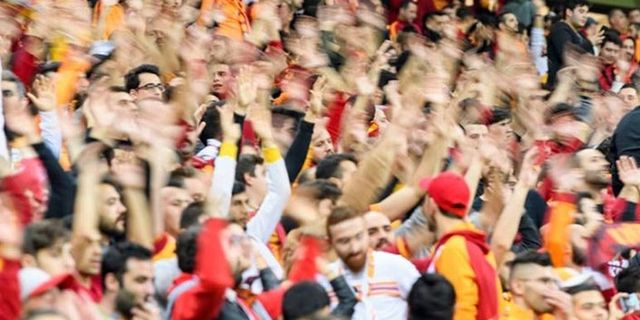Fenerbahçe seyirci sayısında, Passolig'de Galatasaray lider
