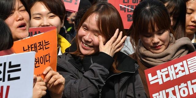 Güney Kore 66 yıllık kürtaj yasağını yeniden düzenleyecek!