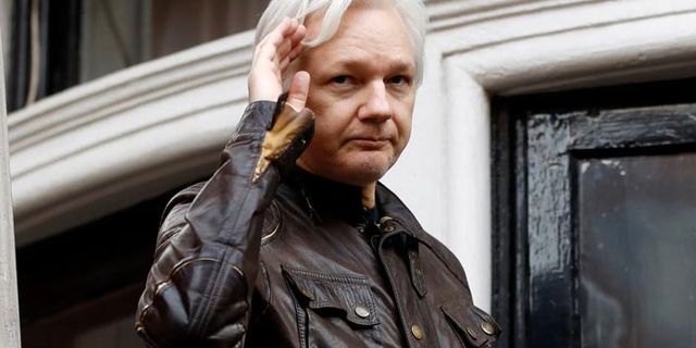 Wikileaks kurucusu Julian Assange gözaltına alındı