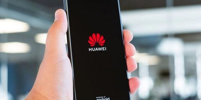 ABD Huawei kararını erteledi