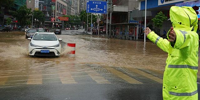 Çin’de sel 2 milyon kişiyi etkiledi: 7 ölü