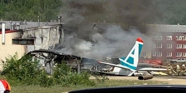 Rusya'da uçak kazasında 2 kişi hayatını kaybetti