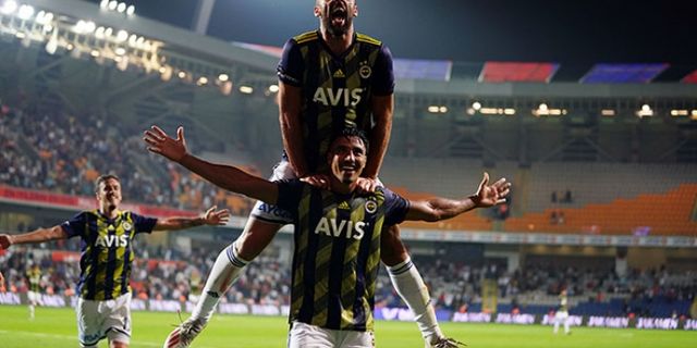 Başakşehir - Fenerbahçe maçında 3 puan Fener'in oldu