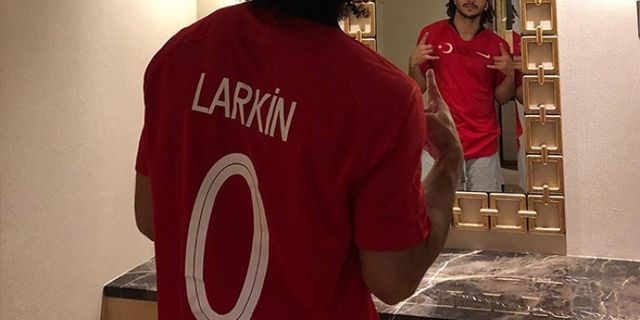 Efes'in yıldızı Larkin, Türk Milli Takımı formasını giydi