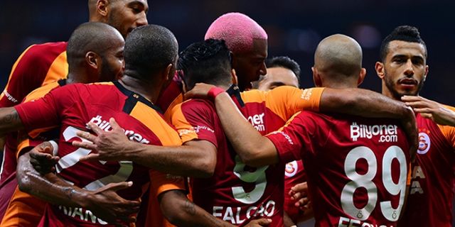 Galatasaray yenilmezliğini sürdürdü