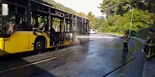 İETT otobüsünde çıkan yangın kamerada