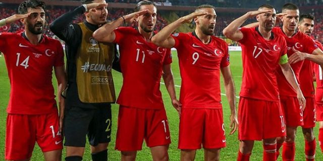 UEFA asker selamını incelemeye aldı