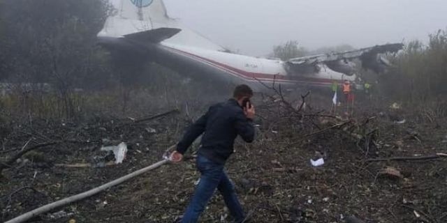 Ukrayna'da feci uçak kazası: 5 ölü