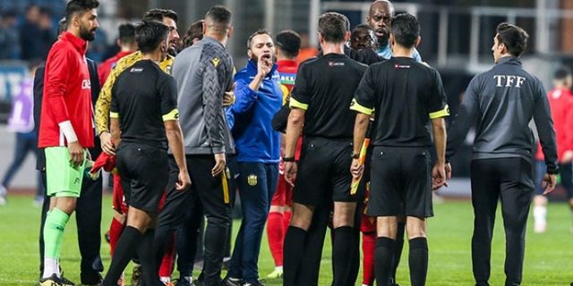 Kasımpaşa ile Yeni Malatyaspor futbolcuları birbirine girdi