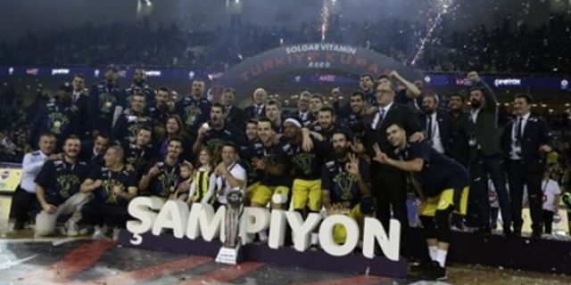 Darüşşafaka-Fenerbahçe Basketbol Final Karşılaşmasında Kural Hatası