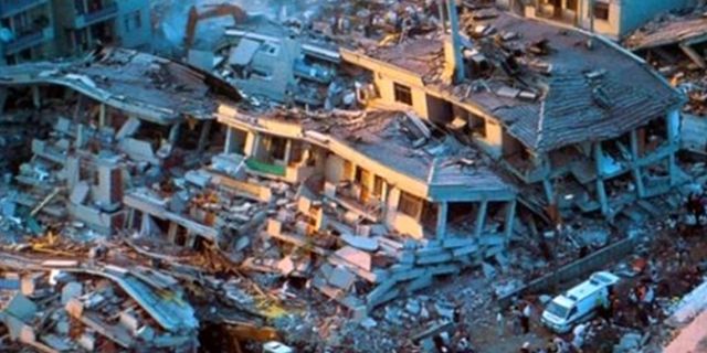 İstanbul'da 7.5 Büyüklüğünde Deprem Riski