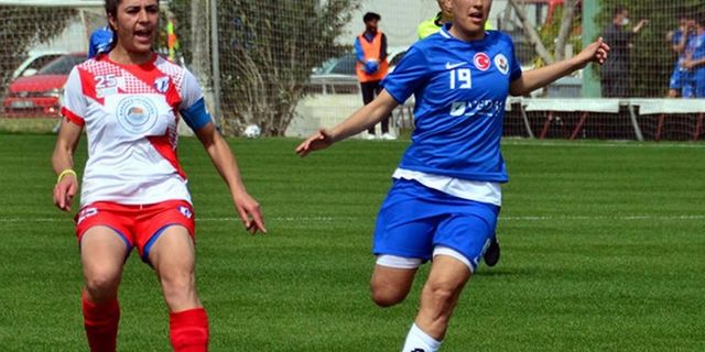 Turkcell Kadın Futbol Ligi Antalya'da Büyük Heyecanla Başladı