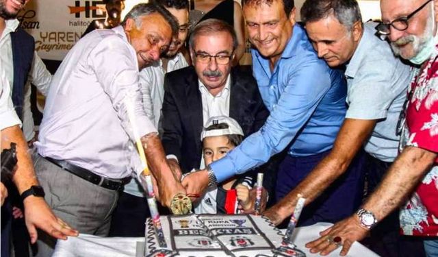 Gelibolu Beşiktaşlılar Derneği’den Beşiktaş'a şampiyonluk gecesi