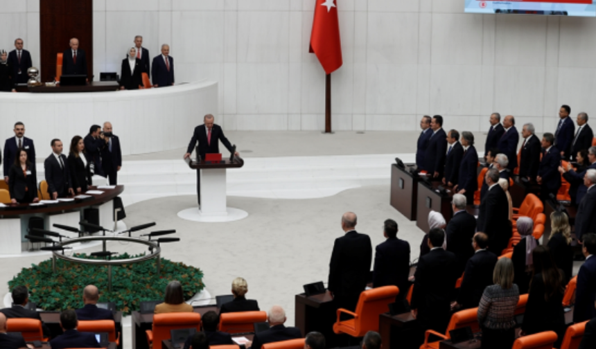 Cumhurbaşkanı Erdoğan yemin etti... Muhalefetten bomba tepki!